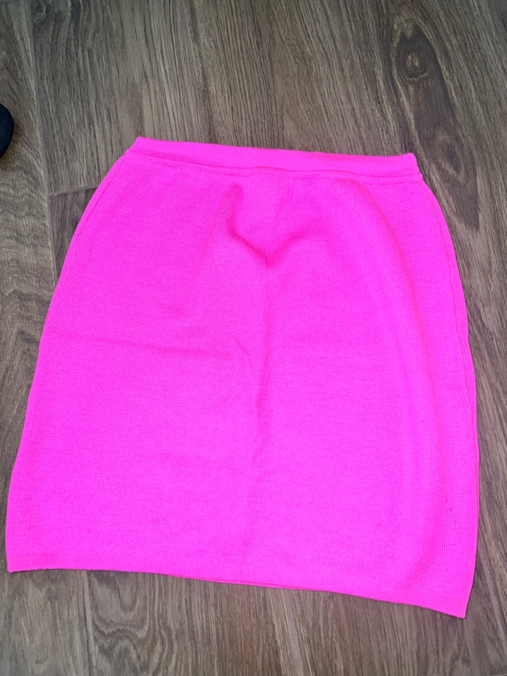 Women’s Neon Pink Knit Pencil Skirt